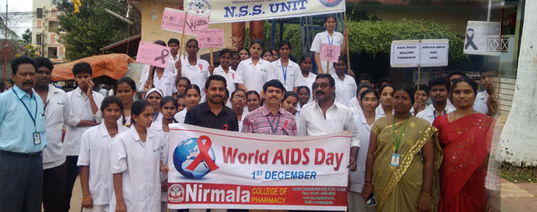Students participating in AIDS Rally 2015